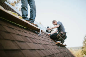 Local Roofers in Cross Roads, PA